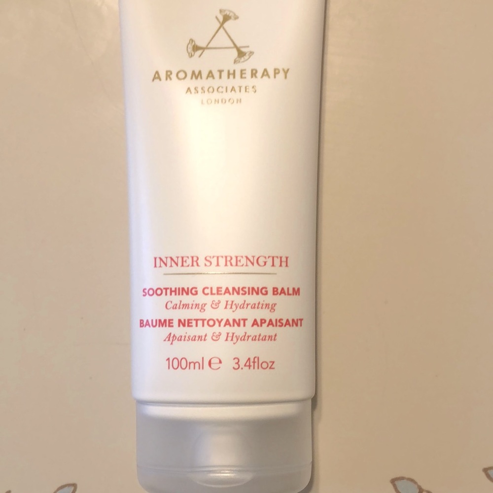 AROMATHERAPY ASSOCIATES Inner Strength Soothing Cleansing Balm